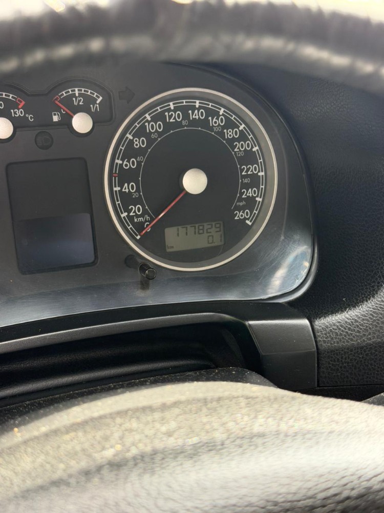 Volkswagen Bora 1.8 Highline T 180cv — foto 6